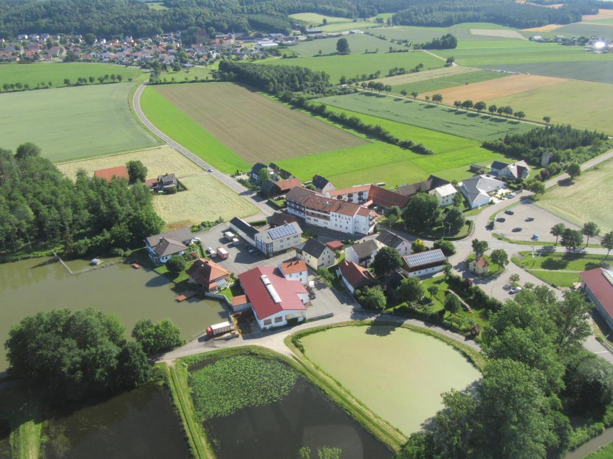 Hotel Wolfringmuehle Fensterbach ภายนอก รูปภาพ
